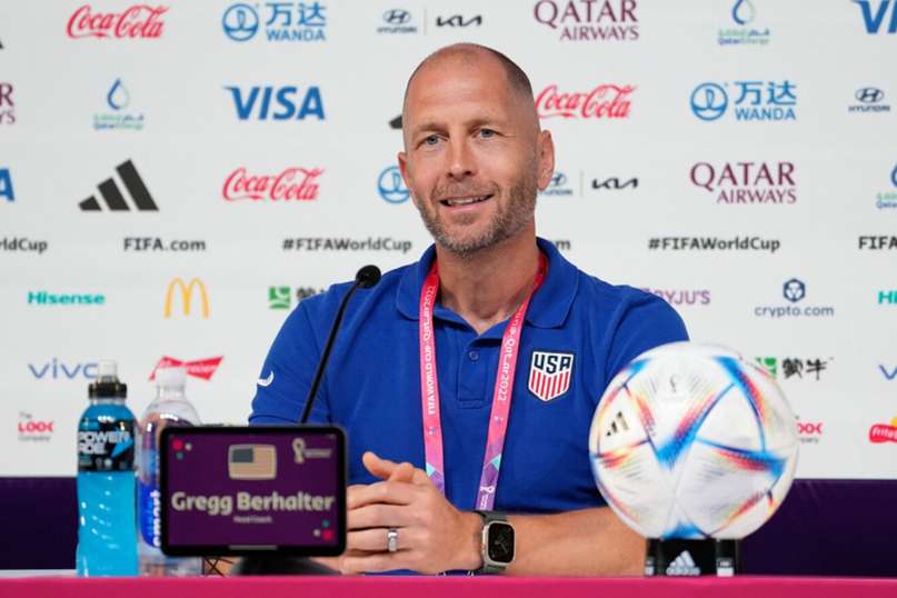 El entrenador de Estados Unidos confesó haber golpeado a su esposa El entrenador de Estados Unidos confesó haber golpeado a su esposa