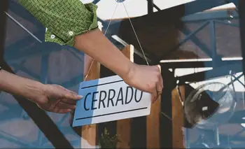 La crisis golpea al sector productivo: 30 empresas cierran por día en el país