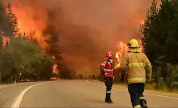 Tardío anuncio del Gobierno: envían 100 mil millones de pesos a más de 1000 asociaciones de Bomberos