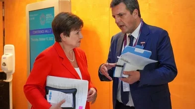 Por la sequía y menores exportaciones, el FMI relajó la meta de reservas 2023