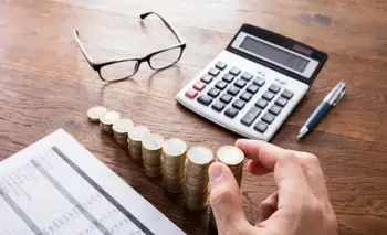 Van siete meses seguidos: volvió a caer la recaudación y se complica el plan fiscal