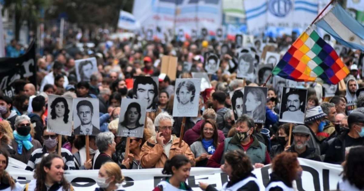 Marcha por el Día de la Memoria por la verdad y la Justicia: la Plaza ...