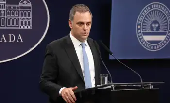 AdorniGate: citaron a declarar a la escribana que certificó la compra del departamento del jefe de Gabinete en Caballito