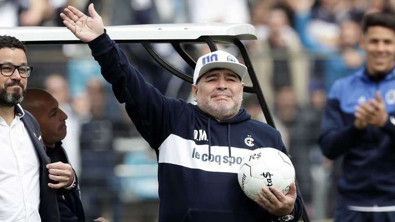 Giro en el caso Maradona: una nueva pericia médica establece que no hubo agonía