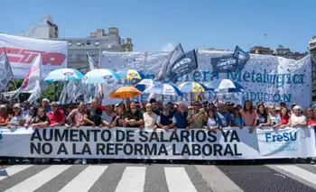 La Justicia suspendió la reforma laboral para docentes y avaló el derecho a huelga