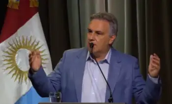 Fuerte reclamo de Llaryora a la Nación por el PAMI: "No se escondan más, pongan la cara y los recursos"