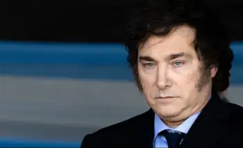 Golpe al Gobierno: la confianza en Milei se desplomó fuerte en abril y marcó un piso histórico