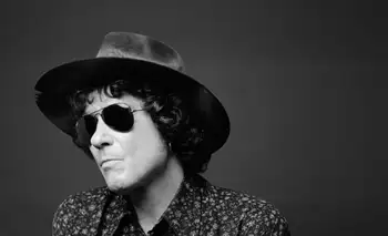 Enrique Bunbury estrena su nuevo álbum y anticipa su show en el Movistar Arena