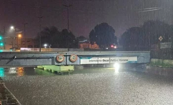 Por el fuerte temporal, el gobierno bonaerense estableció un Comando de Incidencias para asistir a los municipios afectados