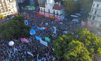 Masiva convocatoria de la Cuarta Marcha Federal Universitaria 