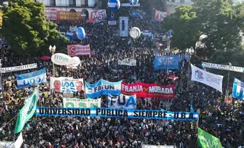 Marcha Universitaria: el Gobierno desestimó la masiva manifestación y defendió el ajuste