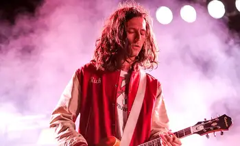 The Strokes cambia su formación: Nick Valensi no llegará a Argentina