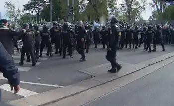 Represión en la General Paz durante una protesta de ATE contra el cierre de pymes