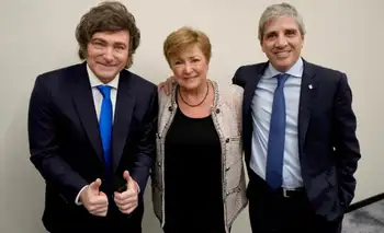 El FMI le propone al Gobierno subir el Monotributo para equiparar al régimen general y que más empleados paguen Ganancias