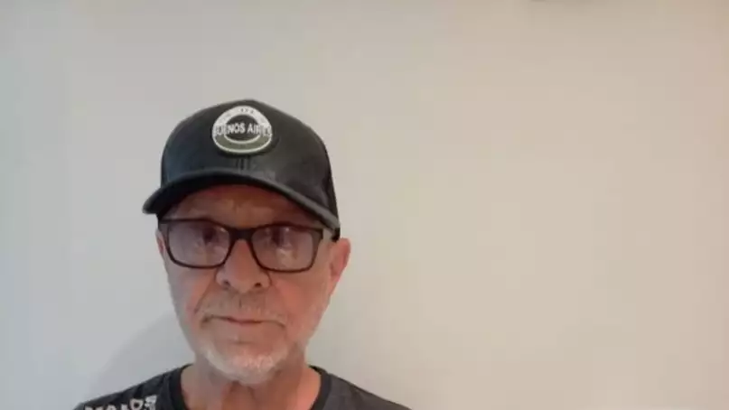 León Gieco le contestó con un fuerte mensaje a Jonatan Viale quien lo acusó de un "silencio cómplice"