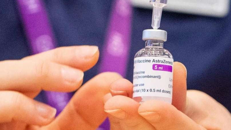 Anmat confirmó que la vacuna de AstraZeneca no contienen grafeno y desactivó una fake news