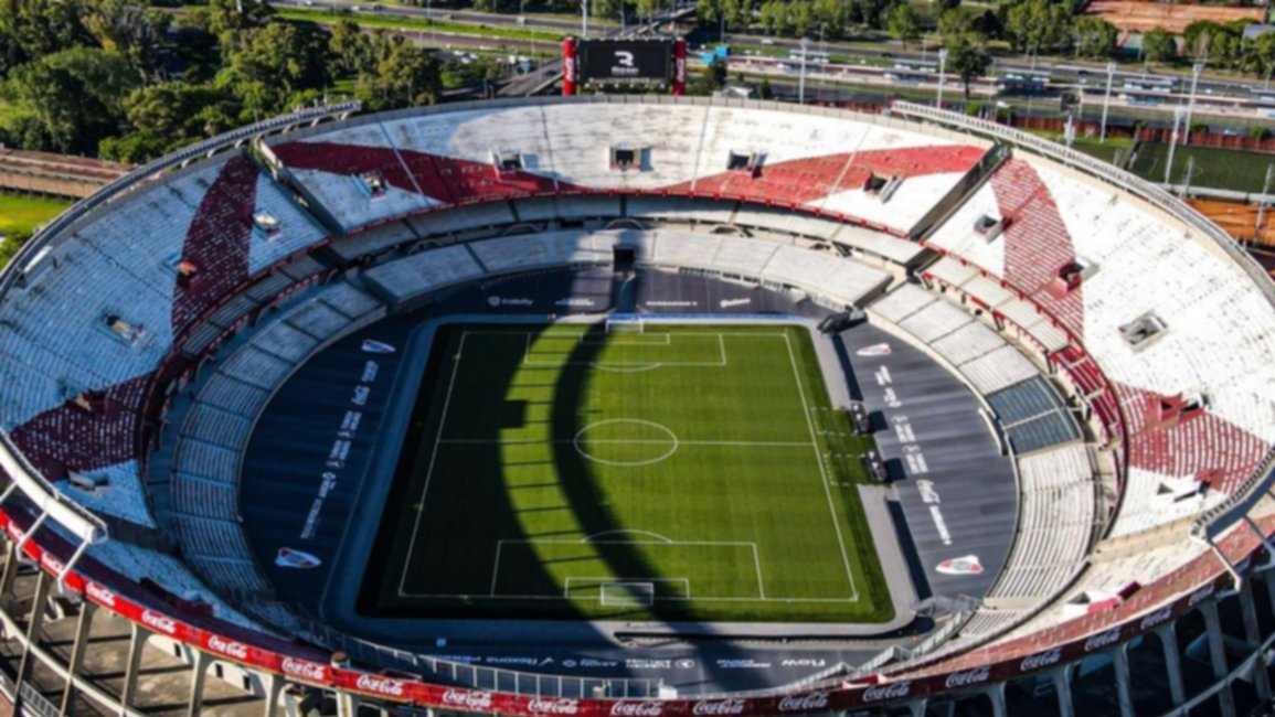 Allanaron el Monumental por el aforo en el Superclásico