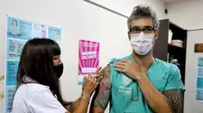 La provincia de Buenos Aires comienza a vacunar a personas de 18 a 40 años con comorbilidades