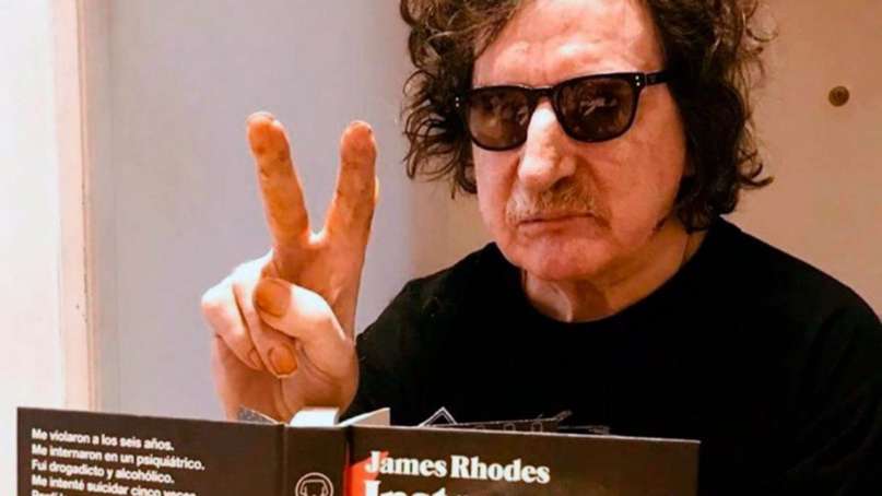 Charly García recibió la vacuna contra el coronavirus y sus fans estallaron de alegría