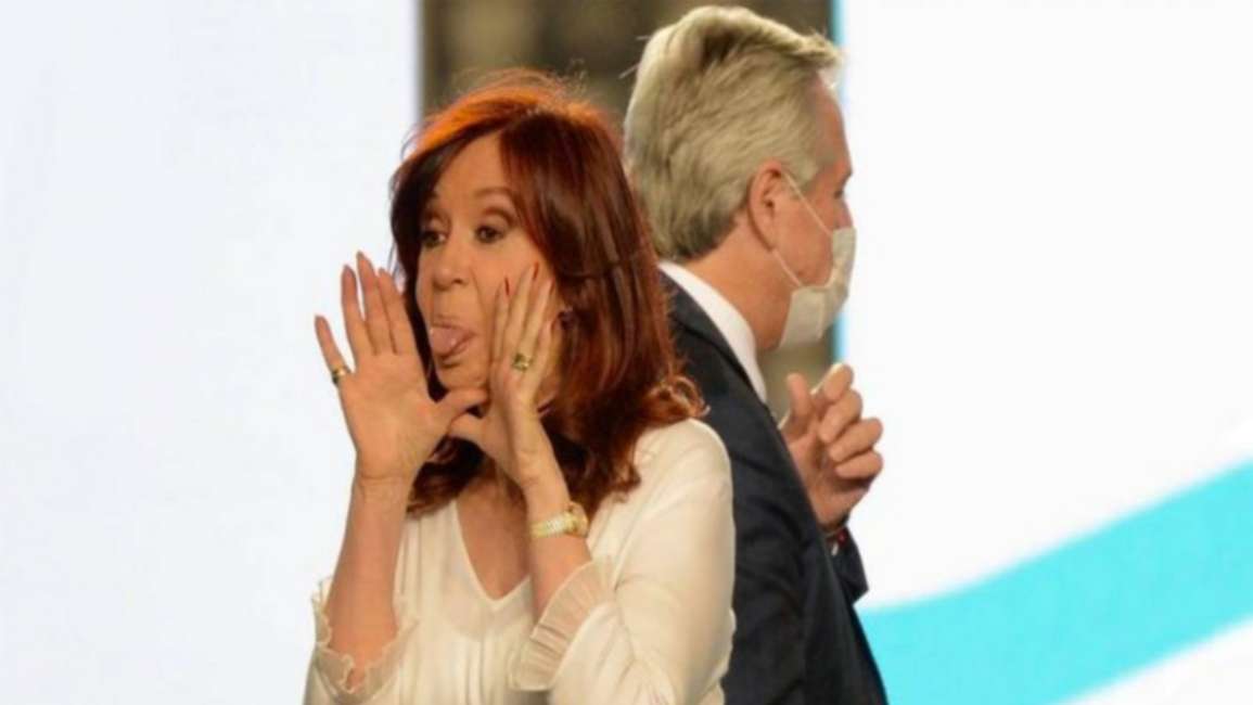 Se agotó el libro de Mauricio Macri, pero "Sinceramente" es tendencia en las redes sociales