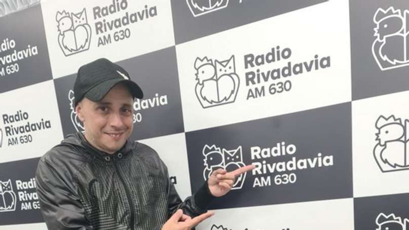 El Dipy, de criticar la vacuna rusa a pedirla con urgencia: "Al paso que vamos, van a vacunar a todo el país en 14 años"