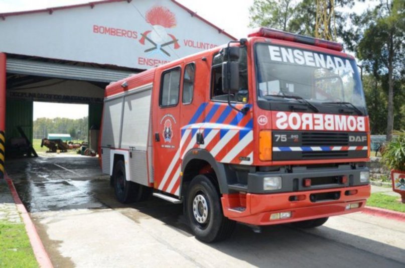 Dramático hecho en Punta Lara: vecinos le prendieron fuego la casa por tomar sol desnuda en su patio Dramático hecho en Punta Lara: vecinos le prendieron fuego la casa por tomar sol desnuda en su patio