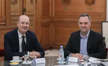Inocencia Fiscal: Adorni, Sturzenegger y todos los funcionarios de La Libertad Avanza que adhirieron al régimen que garantiza la impunidad