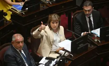 El oficialismo levantó la sesión del jueves del Senado para bloquear el avance sobre Adorni