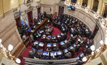 Ley de Hojarasca: el Senado busca dictamen para el proyecto que elimina normas obsoletas y restrictivas