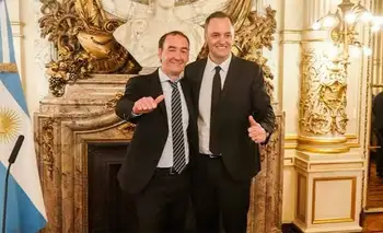 Pollicita va por los dos Adorni: pide el expediente del hermano de Manuel y también investiga la mudanza de la madre a un country