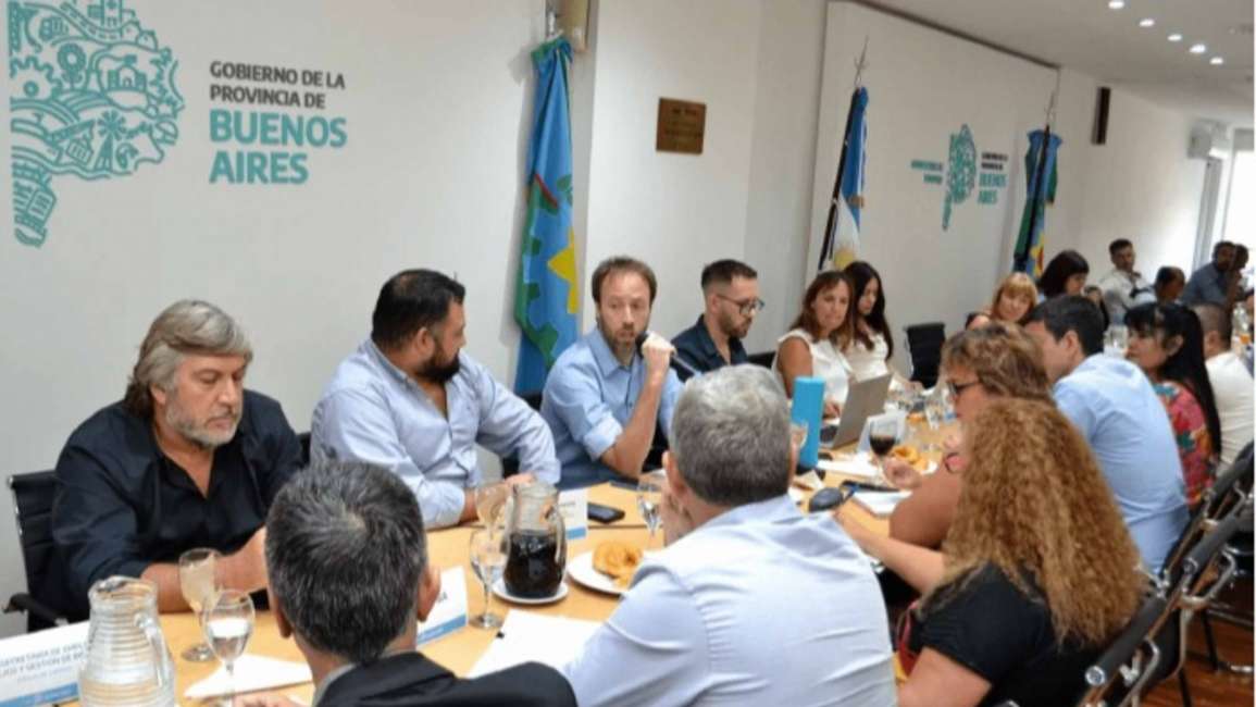 Estatales aceptaron el aumento del 6.5% de Provincia
