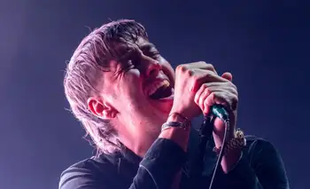 "No me arruinen a Messi": la gran defensa de Julian Casablancas en un show de The Strokes