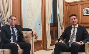 Llaryora y Milei abren una nueva etapa: Santilli recibió a Manuel Calvo en Casa Rosada
