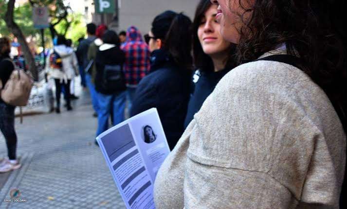 Nada más antiargentino: la política de Estado que destruye 385 empleos por día