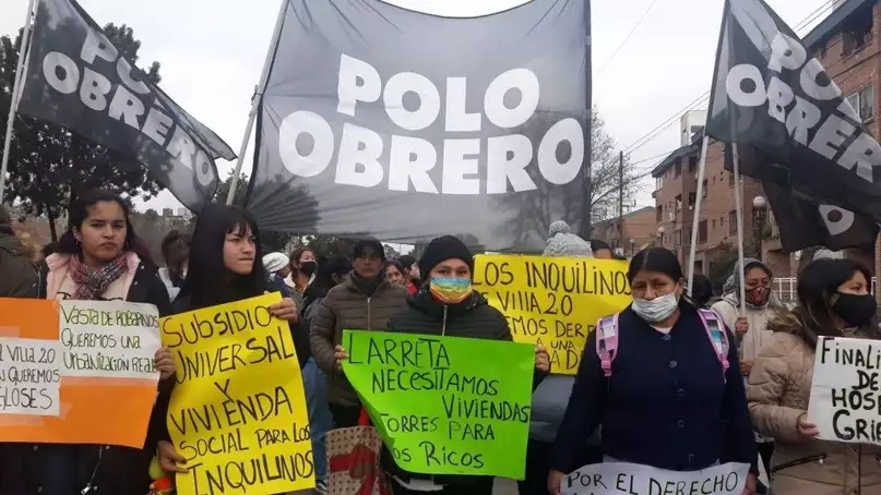 Organizaciones sociales marchan contra la política de vivienda de Larreta