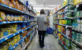 El consumo sigue en retroceso: Las ventas minoristas pyme volvieron a caer en julio por el impacto de los gastos fijos en los ingresos