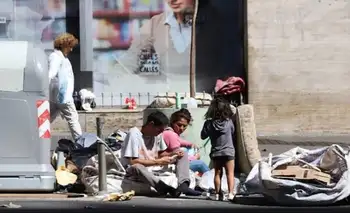 Canasta básica en julio: cuánto necesitó una familia tipo para no ser pobre según el INDEC