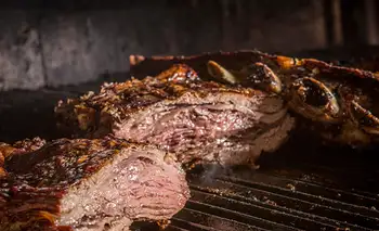 El consumo de carne cayó 12% en julio y ya es el más bajo desde la crisis de 2001 en la era Milei