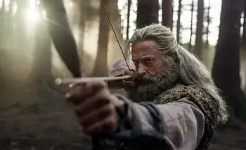 ¿Héroe o asesino? Hugh Jackman reinventa a Robin Hood en una sombría y brutal versión que llega a los cines