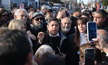 Axel Kicillof: "La única manera de frenar el desastre que está haciendo Milei es llenando las urnas con la boleta de Fuerza Patria"