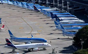 Paro en los aeropuertos: el Gobierno le exige a ATE el 75% de los servicios mínimos y el gremio denuncia "salarios deteriorados" 