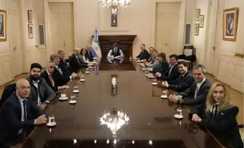 Javier Milei encabeza una nueva reunión de Gabinete en la Casa Rosada con foco en Malvinas, el Presupuesto 2027 y la agenda legislativa