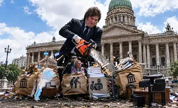 El gasto público cayó 10,2% en agosto: jubilaciones, provincias y salarios, los más golpeados por el ajuste de Milei 
