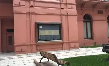 La oposición exigió al Gobierno la restitución a la Casa Rosada de la bandera del "Operativo Cóndor" que flameó en las Islas Malvinas