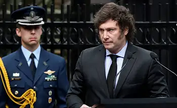 Javier Milei fue cuestionado fuertemente por el diario británico The Economist: ¿Qué le dijeron?