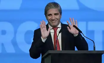 Presupuesto 2027: Caputo busca asegurar tomar deuda por U$S 36.000 millones