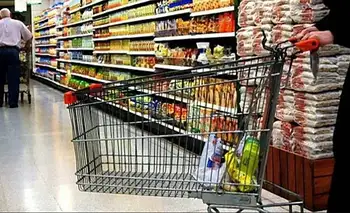 Consumo: un dato muy negativo para el gobierno desmiente el relato oficial