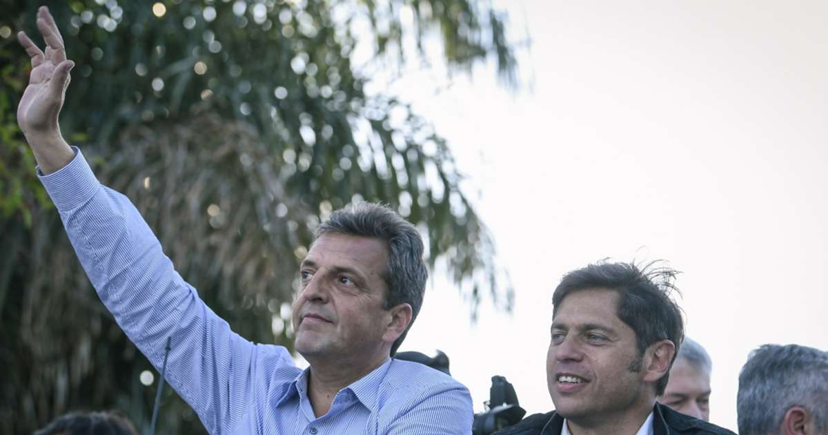 Massa y Kicillof encabezan el acto por el Día de la Lealtad, en el ...