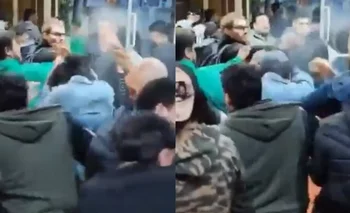 Agresión en la Universidad de Quilmes: descubren que el joven que tiró gas pimienta es el mismo que celebró el cierre de Télam