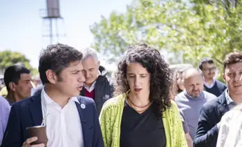 Axel Kicillof apuntó contra Milei por la paralización de obras y defendió la inversión provincial en educación